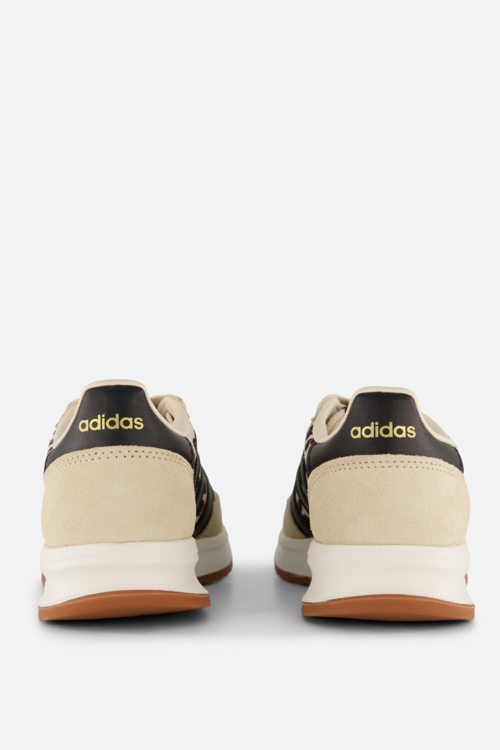 Adidas Run 70s 2.0 Leopard Sneakers beige - Image 3