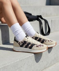 Adidas Run 70s 2.0 Leopard Sneakers beige