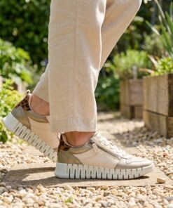 Ecco Gruuv Sneakers wit Leer